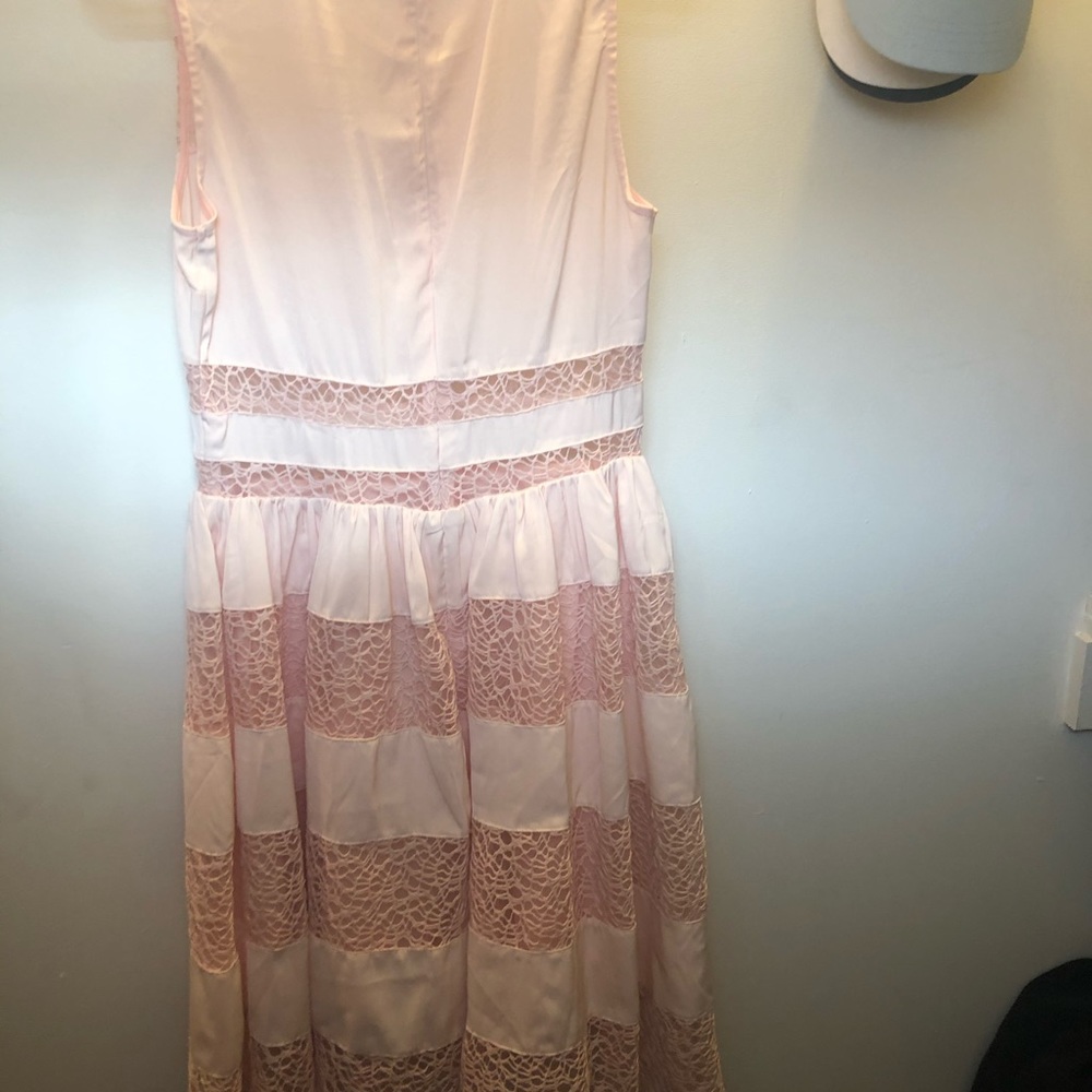 Pink dress - Picture 2 of 3